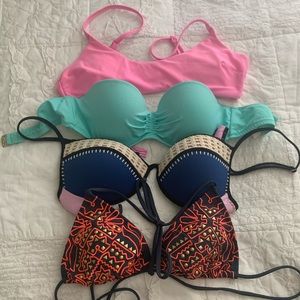 Bikini top bundle!!